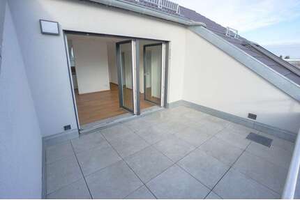 Wohnung zum Mieten in Nürnberg 1.112,00 € 70.35 m²