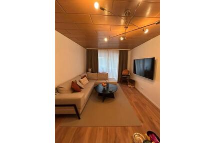 Sanierte 3 Zimmer Wohnung mit Balkon und Kücje - Hannover Linden-Limmer