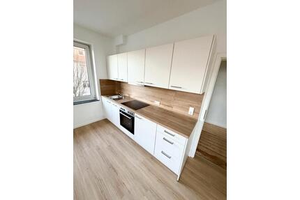 Renovierte Zweizimmerwohnung mit neuer Küche - Bielefeld Schildesche