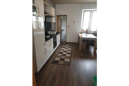 FerienwohnungMontagewohnung - 60,00&nbsp;EUR Kaltmiete, ca.&nbsp; 64,00&nbsp;m&sup2; in Troisdorf (PLZ: 53842) Altenrath