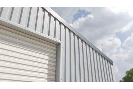 Schorndorf: ca. 225m² Fläche in Lagerhalle zu vermieten