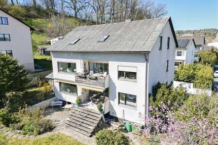 Haus zum Kaufen in Lappersdorf 995.000,00 € 317 m²