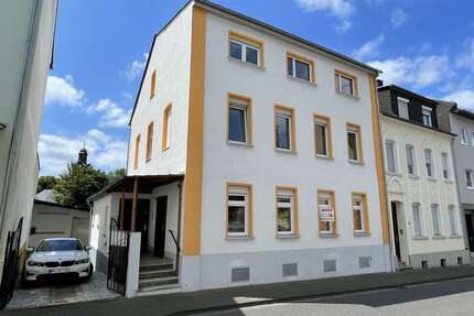 Haus zum Kaufen in Bad Ems 273.000,00 € 220 m²