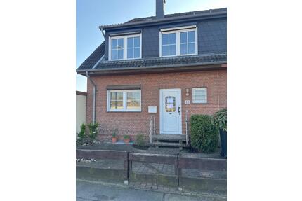 Reihenendhaus mit Doppelgarage zu verkaufen - Seelze