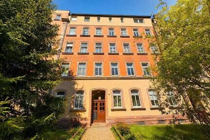Wir sanieren für Sie! 4 Zimmer mit Balkon und großer Küche! - Chemnitz Schloßchemnitz