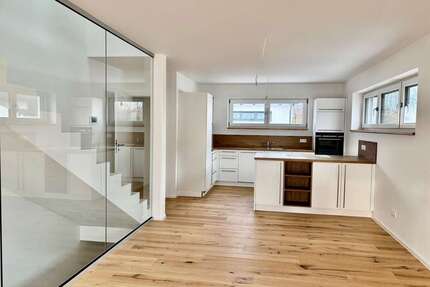 Haus zum Mieten in Passau 1.540,00 € 143 m²