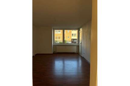 Wohnung zum Mieten in Uetersen 555,00 € 64.27 m²
