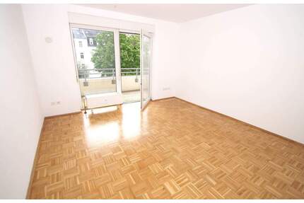Zukunftssicher wohnen oder investieren: 3-Zi.-ETW in Citynähe mit Aufzug, Balkon & TG - Leipzig Südvorstadt