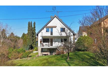 Freistehendes 1-2 Familienhaus in zentrums-und naturnaher Lage, sofort nutzbar - Saarbrücken / Klarenthal