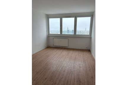Wohnung zum Mieten in Neubrandenburg 250,00 € 24 m²