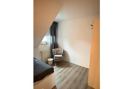 WG Zimmer (female only) - 500,00&nbsp;EUR Kaltmiete, ca.&nbsp; 13,00&nbsp;m&sup2; in Seelze (PLZ: 30926)