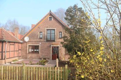 Ferienhaus-Hofgeismar - 100,00&nbsp;EUR Kaltmiete, in Hofgeismar (PLZ: 34369)