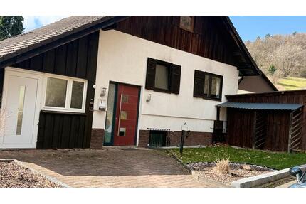 Einfamilienhaus mit viel Potenzial in Untergeis - Neuenstein