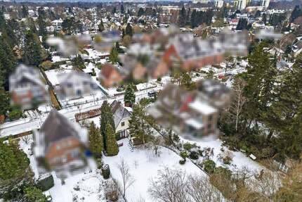 Gewachsene, ruhige Wohnlage. Zweigeschossiges Einzel- oder Doppelhaus möglich - Hamburg Rahlstedt
