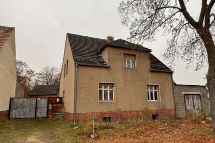 Haus zum Kaufen in Jüterbog 145.000,00 € 140 m²