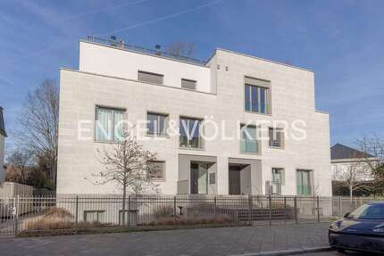 Wohnung zum Kaufen in Frankfurt am Main 3.180.000,00 € 239.04 m²