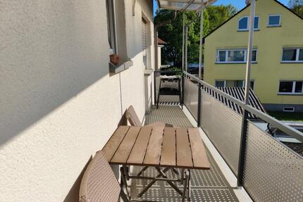 Schöne Wohnung mit eingebauten Schränken. - Mühlheim am Main