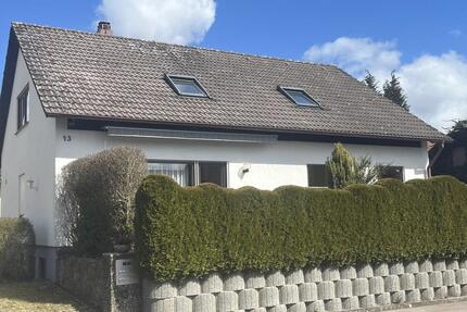 Gepflegtes Zweifamilienhaus von privat an privat - Althengstett