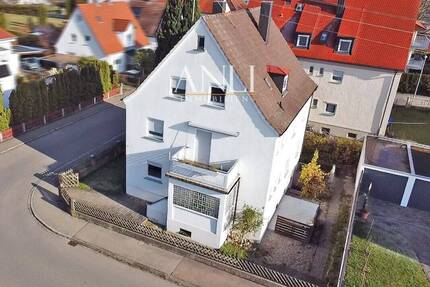 3-Familienhaus mitten in Vöhringen -sanierungsbedürftig - PROVISIONSFREI