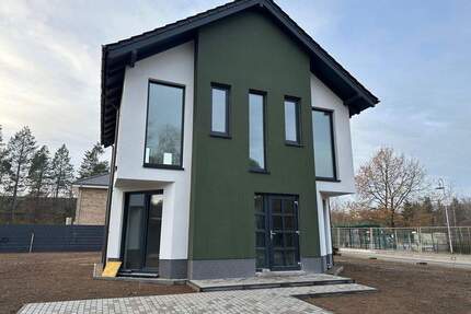 Einfamilienhaus 122 m², 4 SZ, A+, Dachstudio, 440 m² Grundstück - provisionsfrei - Werneuchen Tiefensee