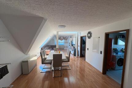 3-Zi.-DG-Wohnung mit offenem Wohn-Ess-Bereich in zentraler Lage - Dietenheim