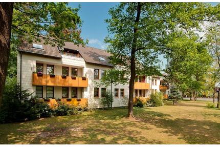 Helle 3-Zimmer-Wohnung mit Loggia (WBS) - Bielefeld Sennestadt