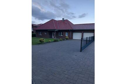 Bungalow in Lindern OT Hegel - 559.000,00&nbsp;EUR Kaufpreis, ca.&nbsp; 165,00&nbsp;m&sup2; in Lindern (Oldenburg) (PLZ: 49699)