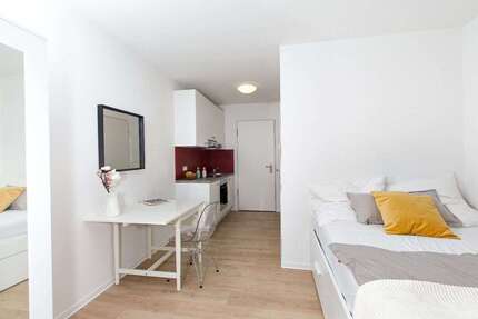 Wohnung zum Mieten in Stuttgart 750,00 € 17.11 m²