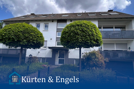 Top modernisierte 2-Zimmer-Wohnung mit großzügigem Wohn-Essbereich, offener Küche und modernem Badezimmer - Siegburg