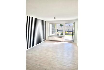 Luxus Terassen Wohnung 2,5 Zimmer - Leonberg