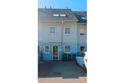 Reihenmittelhaus in Bensheim - 500.000,00&nbsp;EUR Kaufpreis, ca.&nbsp; 130,00&nbsp;m&sup2; in Bensheim (PLZ: 64625)