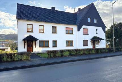 Haus zum Kaufen in Oberlahr 348.500,00 € 350 m²