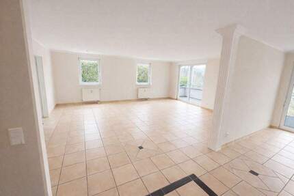 Großzügige EG-Wohnung mit Balkon + Garage in begehrter Lage von Wallerfangen