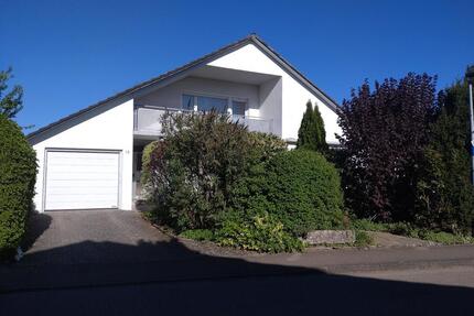Zweifamilienhaus in Aalen-Fachsenfeld in schöner ruhiger Lage!