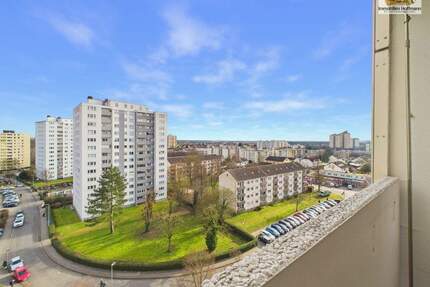 Sofort einziehen: Helle 3-Zimmer-Wohnung mit Balkon & Aufzug - Maintal Bischofsheim