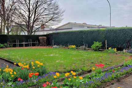 Haus zum Kaufen in Nieder Erlenbach 849.000,00 € 210 m²