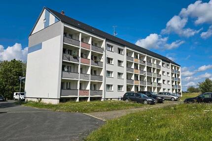 3 Zimmer Wohnung - 300,00&nbsp;EUR Kaltmiete, ca.&nbsp; 62,00&nbsp;m&sup2; in Weischlitz (PLZ: 08538)