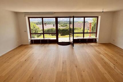 Split-Level-Haus mit Designbädern, Dachterrasse & PV - Haag an der Amper Inkofen
