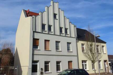 Haus zum Kaufen in Salzwedel 155.000,00 € 132 m²
