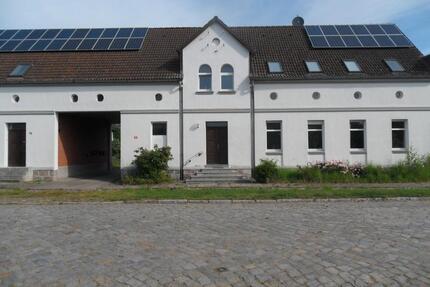 größeres Landhaus auf Vierseithof - Bismark (Altmark) Badingen