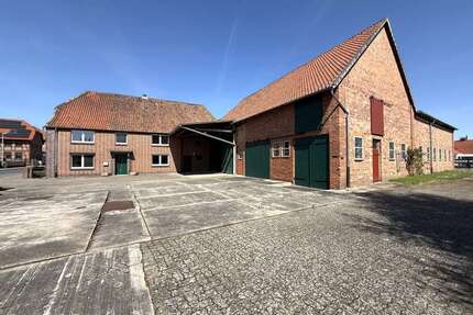 Haus zum Kaufen in Ilsede 398.000,00 € 182 m²