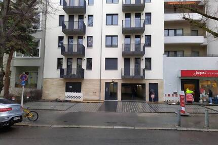 Tolle Lage! Keine Parkplatzsuche mehr! - Berlin Westend