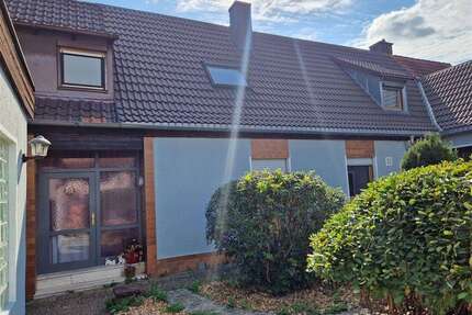 Haus zum Kaufen in Zirndorf, Mittelfranken 748.000,00 € 241 m²