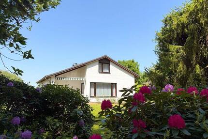 Viel Platz für Familie, Hobbys & Natur - Einfamilienhaus am grünen Stadtrand von Pinneberg