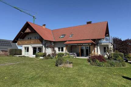 Haus zum Kaufen in Marienmünster Papenhöfen 299.000,00 € 175 m² - Marienmünster / Papenhöfen