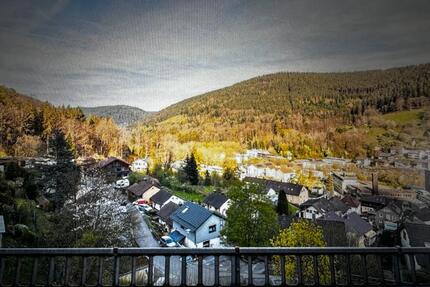 2 Zimmerwohnung Bad Wildbad, Küche, Balkon, Stellplatz