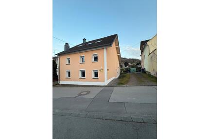 Großzügiges Wohnhaus 150qm 5,5 Zimmer, 2 Bäder, EBK - ab sofort - Fell