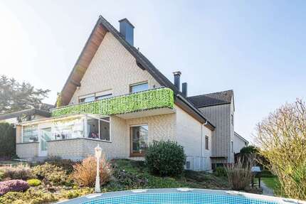 Haus zum Kaufen in Bielefeld 449.900,00 € 305 m²