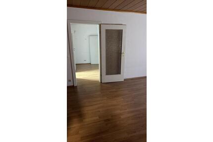Schöne 2 Zimmer Wohnung mit 56qm zu Vermieten - Ludwigshafen am Rhein