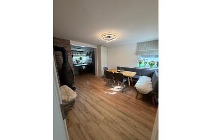 Haus -Familienwohnung - 1.200,00&nbsp;EUR Kaltmiete, ca.&nbsp; 120,00&nbsp;m&sup2; in Körle (PLZ: 34327)